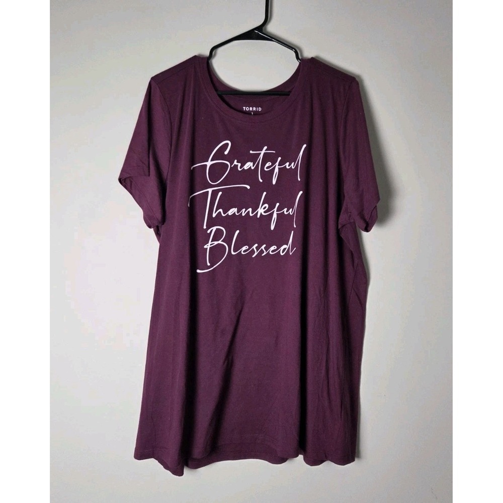 Torrid Slim Fit Tee T-Shirt Plus Size 3X Purple Burgundy Graphic Short Sleeve